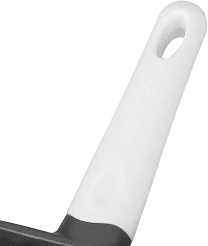 Plastic Pizza Dough Docker, Prevent Blistering Pizza Aerator Dough Dockers Press Time Saver Pastry Roller with Spikes for Home & Commercial Kitchen (Gray)