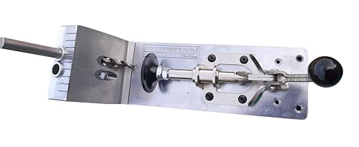 Sommerfeld Tools Rugged Die-cast Aluminum Pocket Hole Jig with Two Face Clamps Driver bits Drill and Starter Screw Pack