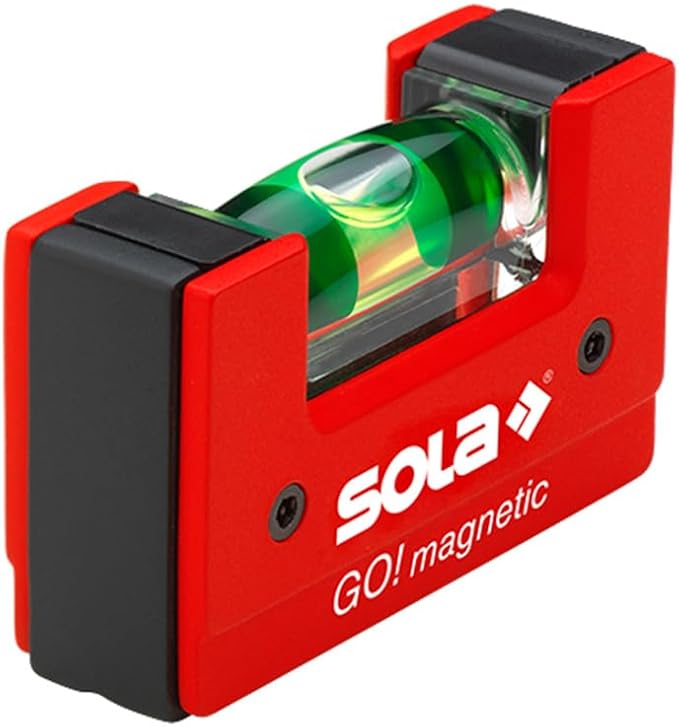 SOLA LSGOM GO! Magnetic Portable Level with Clip and 1 60% Magnified Vial, 3-Inch