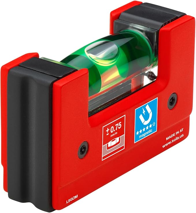SOLA LSGOM GO! Magnetic Portable Level with Clip and 1 60% Magnified Vial, 3-Inch
