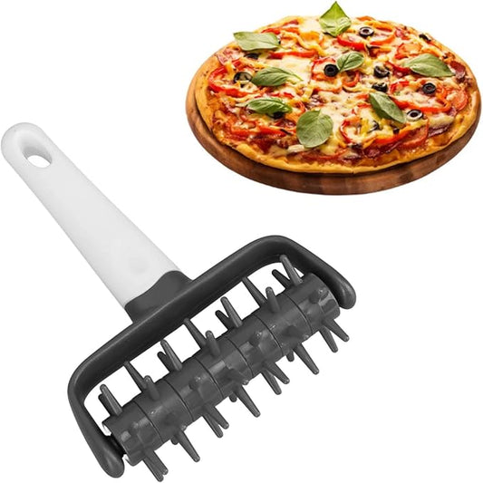 Plastic Pizza Dough Docker, Prevent Blistering Pizza Aerator Dough Dockers Press Time Saver Pastry Roller with Spikes for Home & Commercial Kitchen (Gray)