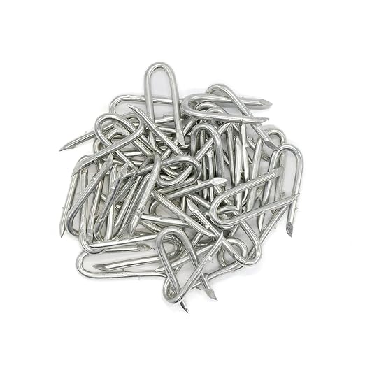Galvanized Steel U-Shaped Fencing Staples for Mesh Fencing 400pcs | Heavy duty galvanized U fastener nails, sturdy construction, ideal fixing accessory for wire fence installation