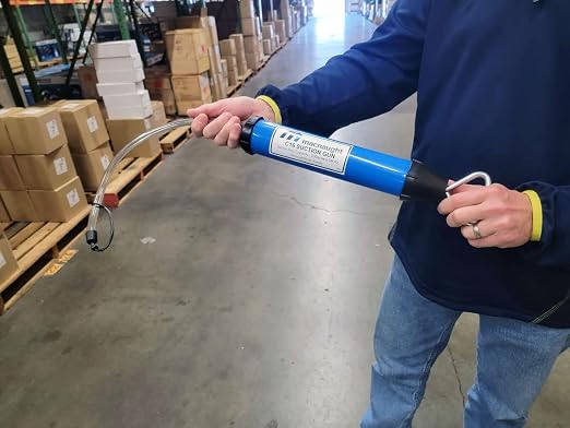 Macnaught C16 Heavy Duty Suction and Fill Gun with Cap. Draws 16oz per Pull. 10 Year Warranty Designed for Heavy Duty Shops