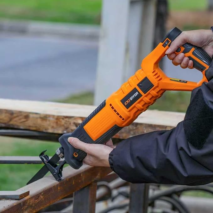 7Amp Reciprocating Saw, 360° Rotating Handle Power Reciprocating Saw with Variable Speed,1-1/10"Stroke Length Equipped with 5 Saw Blades for Wood,Metal Sheets and PVC Cutting