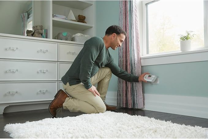 FIRST ALERT Combination Explosive Gas and Carbon Monoxide Alarm with Backlit Digital Display, GCO1CN