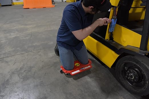 Vestil KNEE-D Plastic Rolling Knee Dolly 10 In. x 20-1/4 In. x 3-1/2 In. 350 Lb. Capacity Red