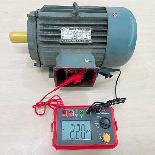 UNI-T Megohmmeter,UT502C Digital Insulation Resistance Tester,2.5KV-20GΩ megger Tester with 30V-75V AC Voltage Measurement Backlight Auto Range for Transformer, Cable Switch，Motors, HVAC Maintenance