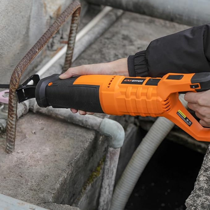 7Amp Reciprocating Saw, 360° Rotating Handle Power Reciprocating Saw with Variable Speed,1-1/10"Stroke Length Equipped with 5 Saw Blades for Wood,Metal Sheets and PVC Cutting