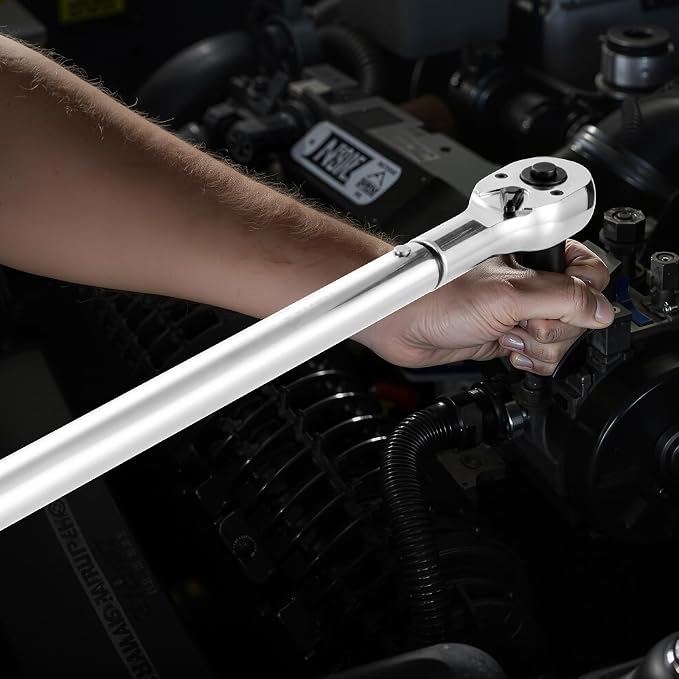 VEVOR 3/4 Inch Drive Torque Wrench 100-600fFT.LB/136-814Nm, 1 Inch Adapter, Split Beam, 48'' Length, less effort for Off-road Equipment,Truck,Motor Homes & Drilling Platform