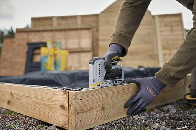 STANLEY Heavy Duty Staple & Brad Gun (STHT70250)