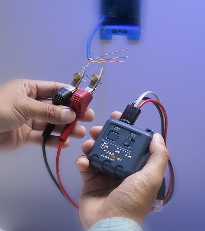 Fluke Networks 26000900 Pro3000 Tone Generator and Probe Kit with SmartTone Technology