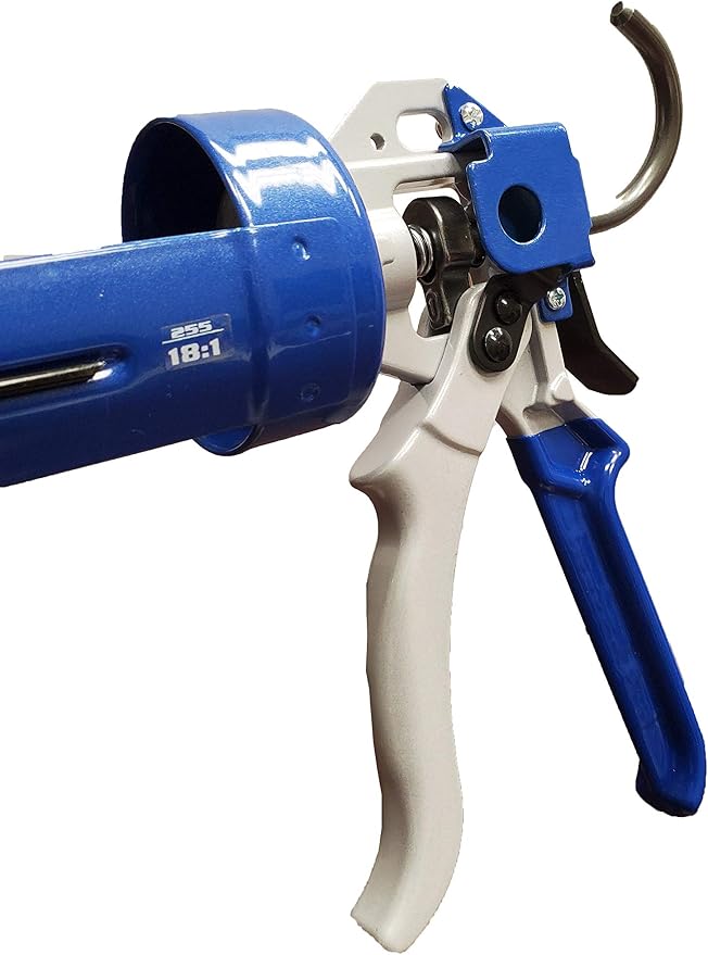 Newborn Super Smooth Rod Revolving Frame Caulk Gun, 1/4 Gallon Cartridge, 18:1 Thrust Ratio