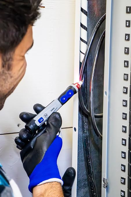 Westinghouse RMS Digital Auto-Ranging 6000 Counts Clamp Meter and Dual Range Non-Contact Voltage Detector
