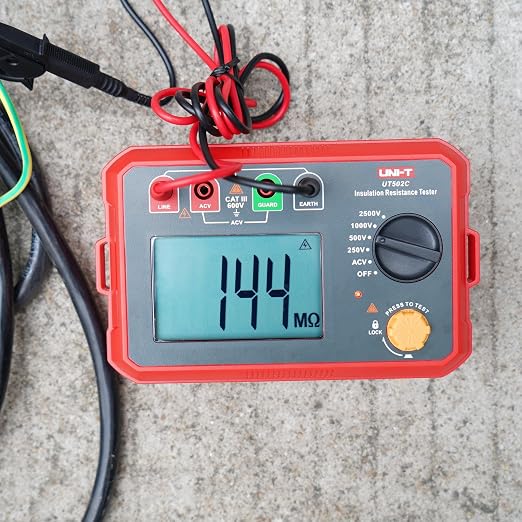 UNI-T Megohmmeter,UT502C Digital Insulation Resistance Tester,2.5KV-20GΩ megger Tester with 30V-75V AC Voltage Measurement Backlight Auto Range for Transformer, Cable Switch，Motors, HVAC Maintenance