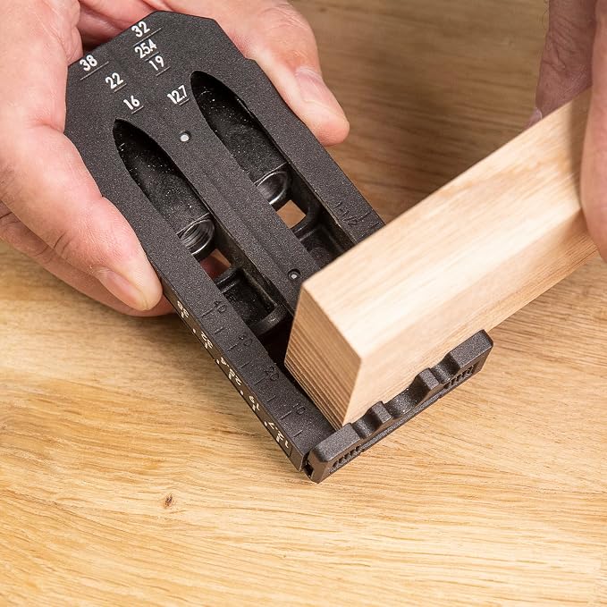 Trend Twin Pocket Hole Jig with HSS Drill Bit & Depth Setting Collar, Square Drive Bit & Pocket Hole Screws Selection, PH/JIG/C